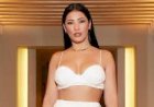 Simaria sensualiza, mostra demais e faz clima esquentar