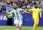Messi faz hat-trick, estreia com vitória e alcança artilharia da Copa do Mundo