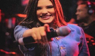 Cantora deixa a Mastruz com Leite