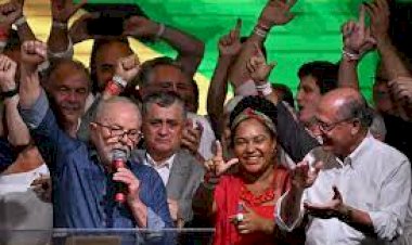 Lula prega união em discurso de eleito: ‘A ninguém interessa viver num país dividido’