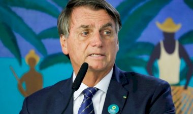 Bolsonaro vai ao Planalto despachar, mas segue sem se pronunciar após perder eleição