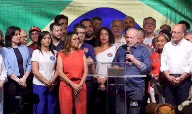 Posse de Lula deve ter 150 mil pessoas e revista será obrigatória