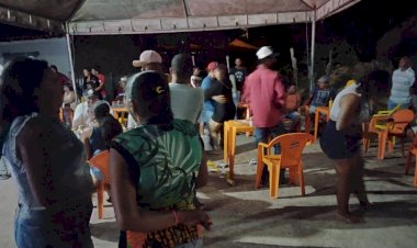 Santa Brigida - 1° Baba dos Amigos do Bloco Mamados foi Puro Sucesso