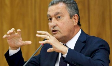 Impacto do salário mínimo é consequência de Bolsonaro, diz Rui Costa