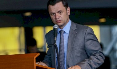 Ibama encontra 60 pássaros silvestres na casa do ex-ministro Anderson Torres