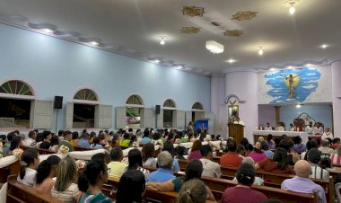 Santa Brigida - Os fiéis da paroquia santa Brígida da Suécia comemoram a festa da padroeira principal