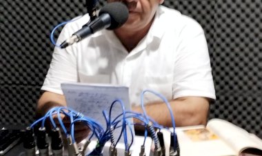 O Padre Gilmar comandou a programação de sexta feira Santa na Radio Cidade FM de Santa Brígida