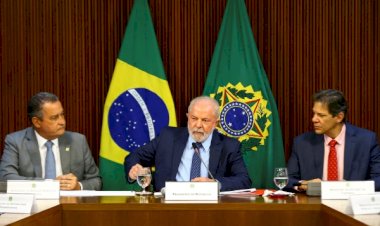 Quem apostar contra Lula vai perder, diz Rui ao rechaçar alta do dólar após fala de Haddad