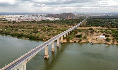 Rio São Francisco sobe na Bahia e atinge cota de inundação