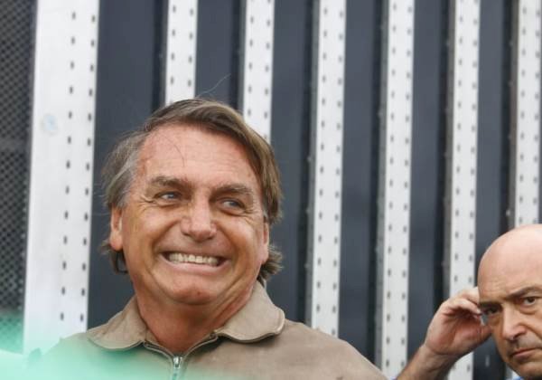 Ministro do STF critica postura de Bolsonaro após derrota: ‘Um moleque’