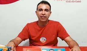 Prefeito do Santa Brigida Elton Magalhães, Deixou os Profissionais do Magisterio Decepcionados neste final de ano
