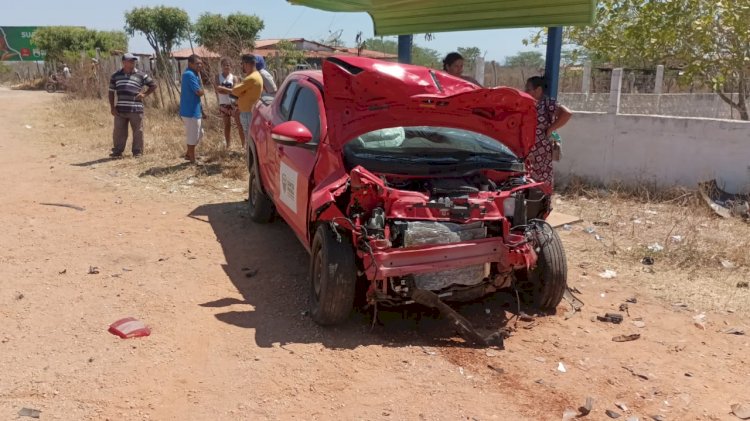 Moradores de Santa Brigida sofrem grave acidente de carro na BR 110