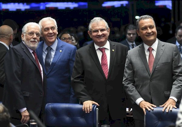Wagner descarta racha e diz que definição da chapa governista ficará para o fim do ano