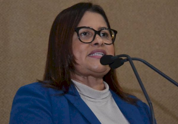 Deputada sofre debandada em Simões Filho e vê prefeito ensaiar alinhamento com Jerônimo