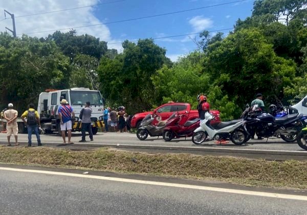 TRAGÉDIA! Acidente grave deixa mortos e um ferido na BA-099